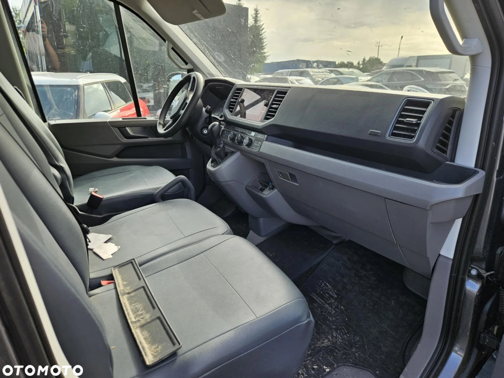 Volkswagen CRAFTER  2.0 TDI 180kM AUTOMAT 2024 ROK - 3