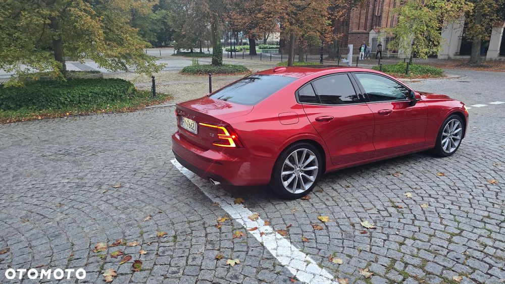 Volvo S60 T5 Momentum Pro - 5