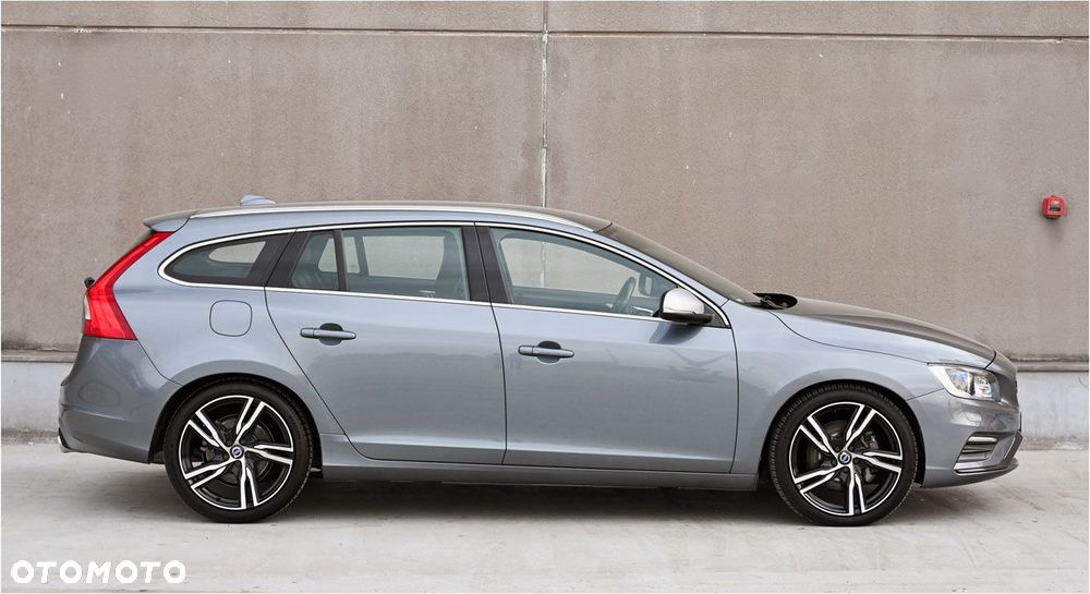 Volvo V60 D5 Geartronic RDesign - 5