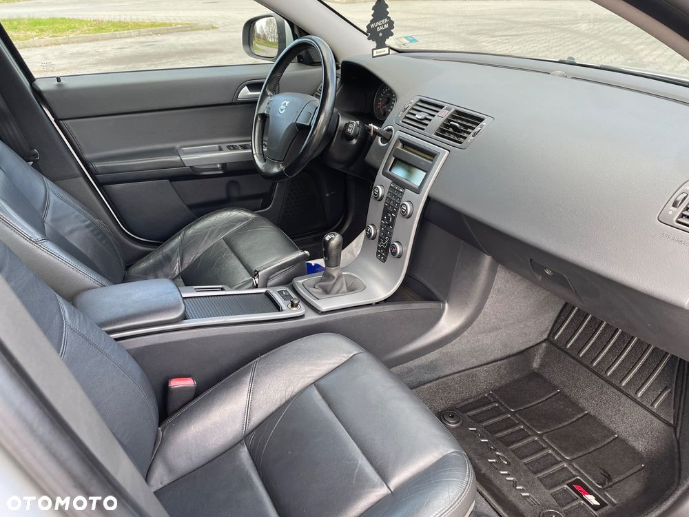 Volvo V50 1.6D DRIVe Kinetic - 24