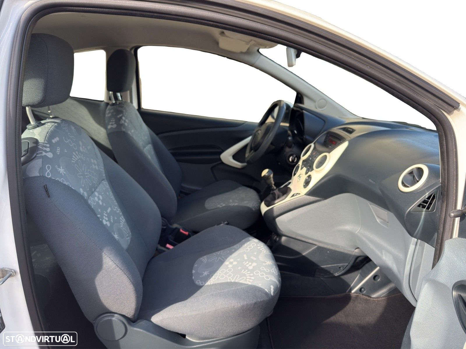 Ford KA 1.2 City - 14