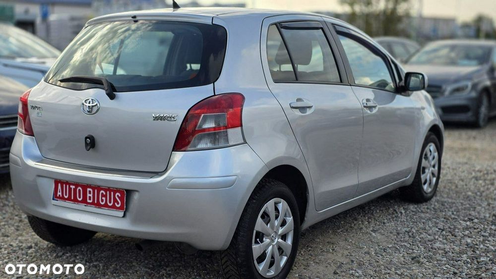 Toyota Yaris - 6