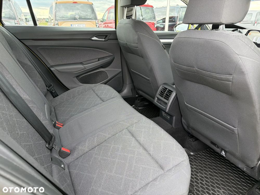Volkswagen Golf 1.0 TSI Life - 14