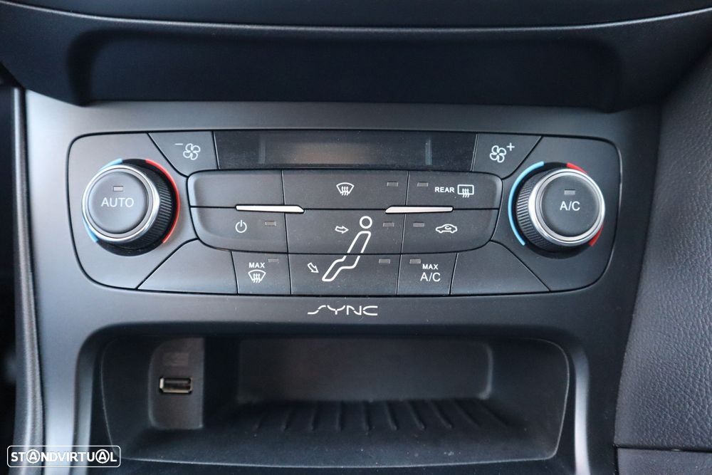 Ford Focus 1.5 TDCi Trend+ - 11