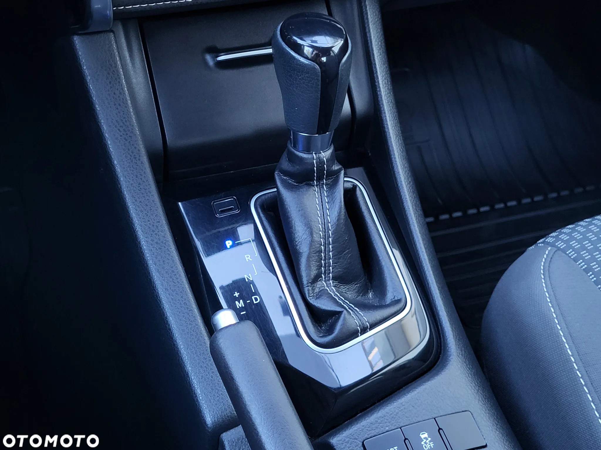 Toyota Corolla - 15