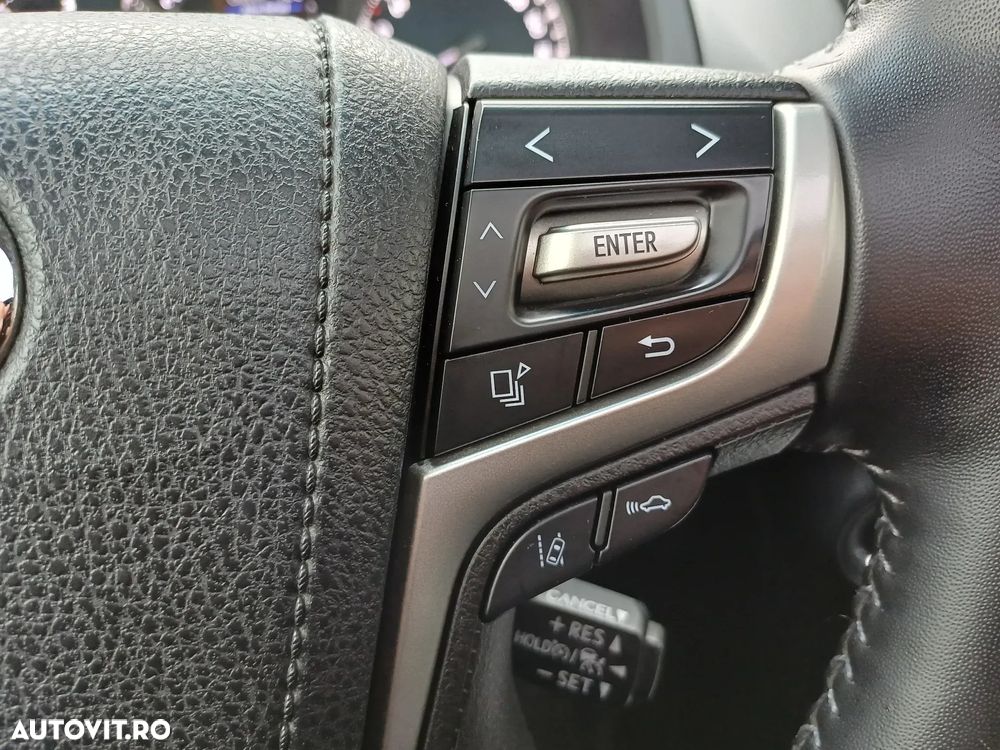 Toyota Land Cruiser 2.8l Turbo D-4D AVS Aut. Luxury - 30