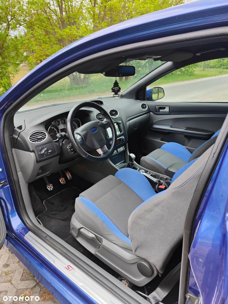 Ford Focus - 8