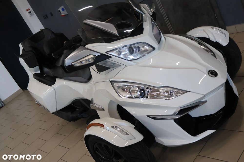 Can-Am Spyder - 1