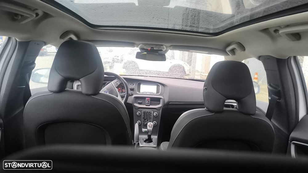 Volvo V40 1.6 D2 Eco Momentum - 18