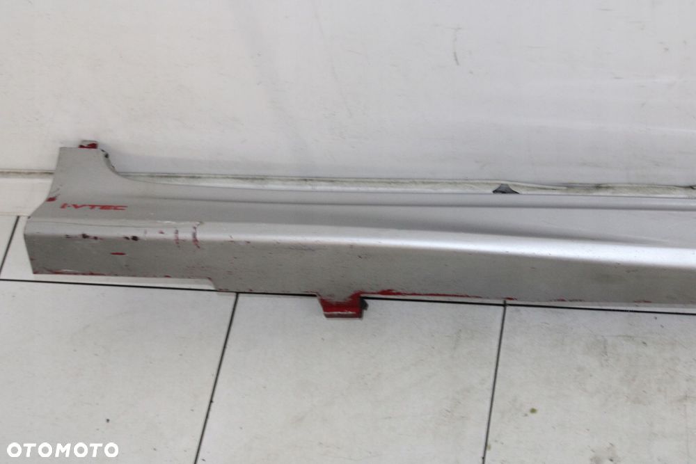 HONDA CIVIC VIII UFO 5D LISTWA NAKŁADKA PROGOWA PROGU PRAWA TYPE-S TYPES - 2