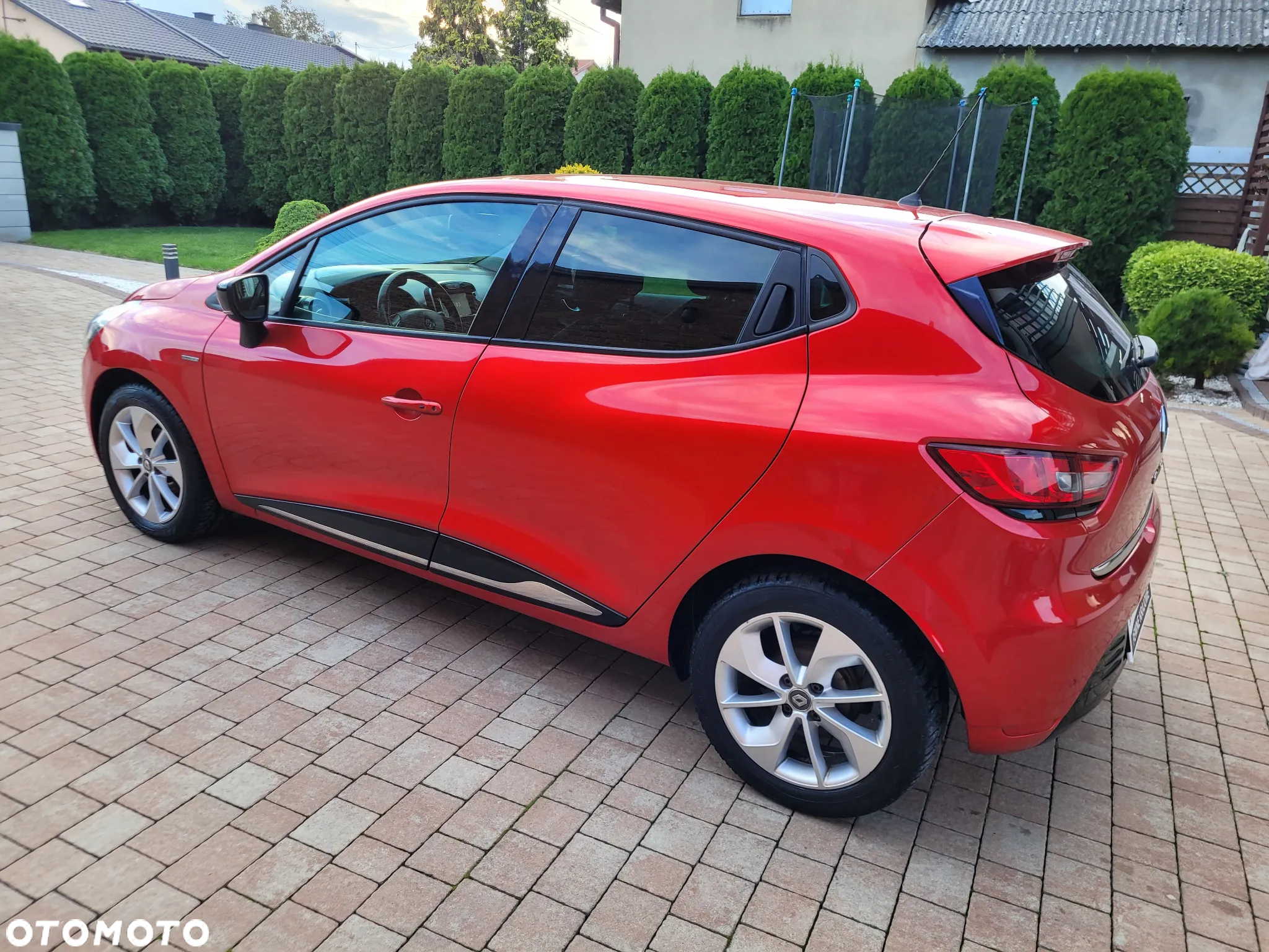 Renault Clio 0.9 Energy TCe Limited - 10