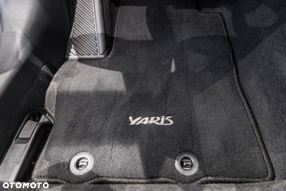 Toyota Yaris - 28