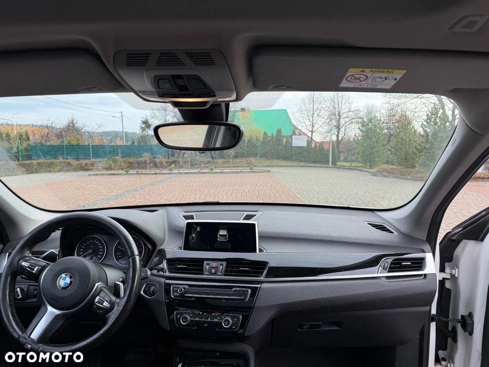 BMW X1 xDrive20d - 14