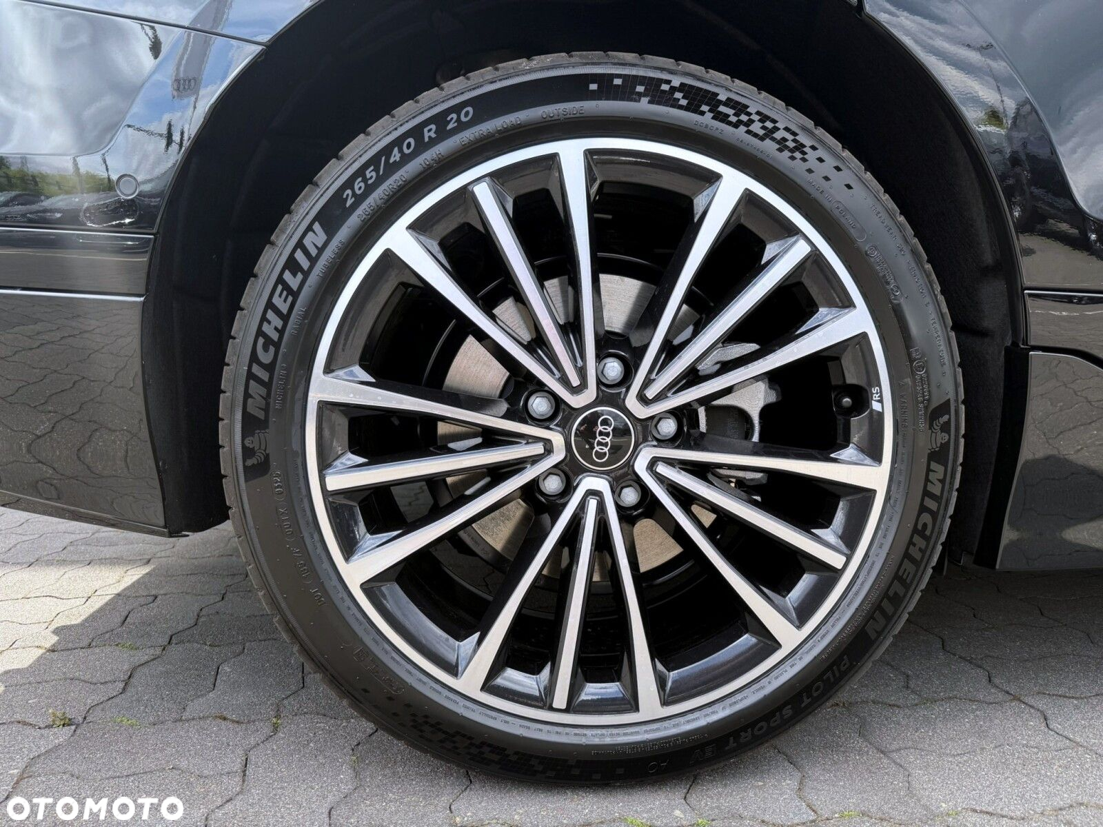 Audi A6 e-tron - 12