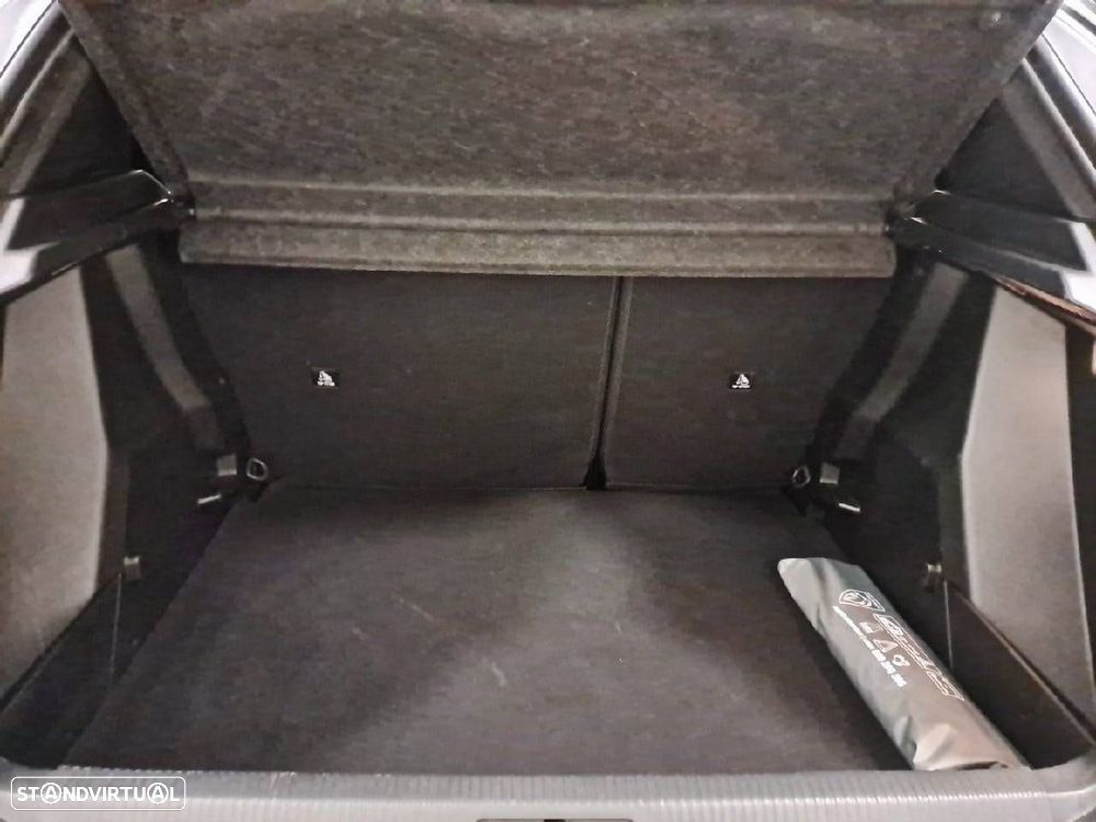 Peugeot 2008 1.2 Style - 6