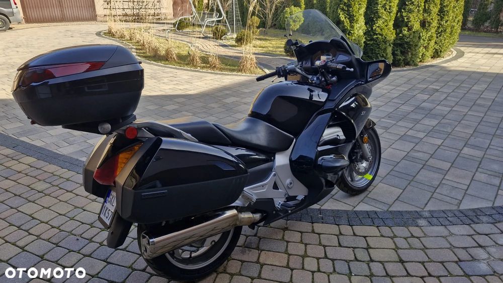 Honda ST - 3