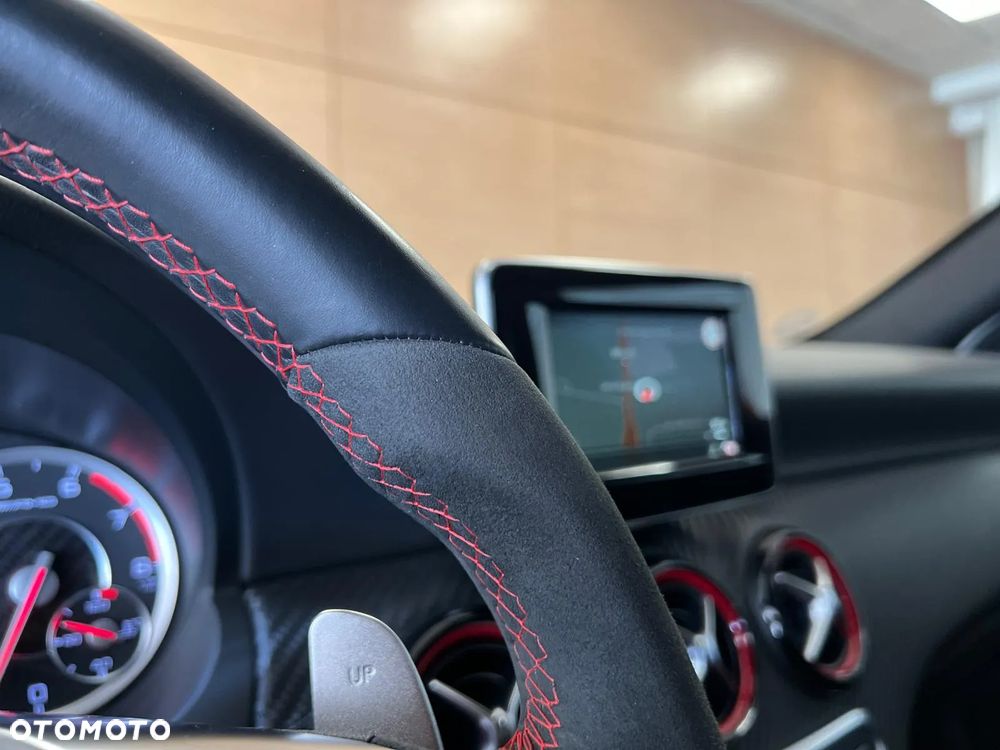 Mercedes-Benz Klasa A 45 AMG 4-Matic - 16