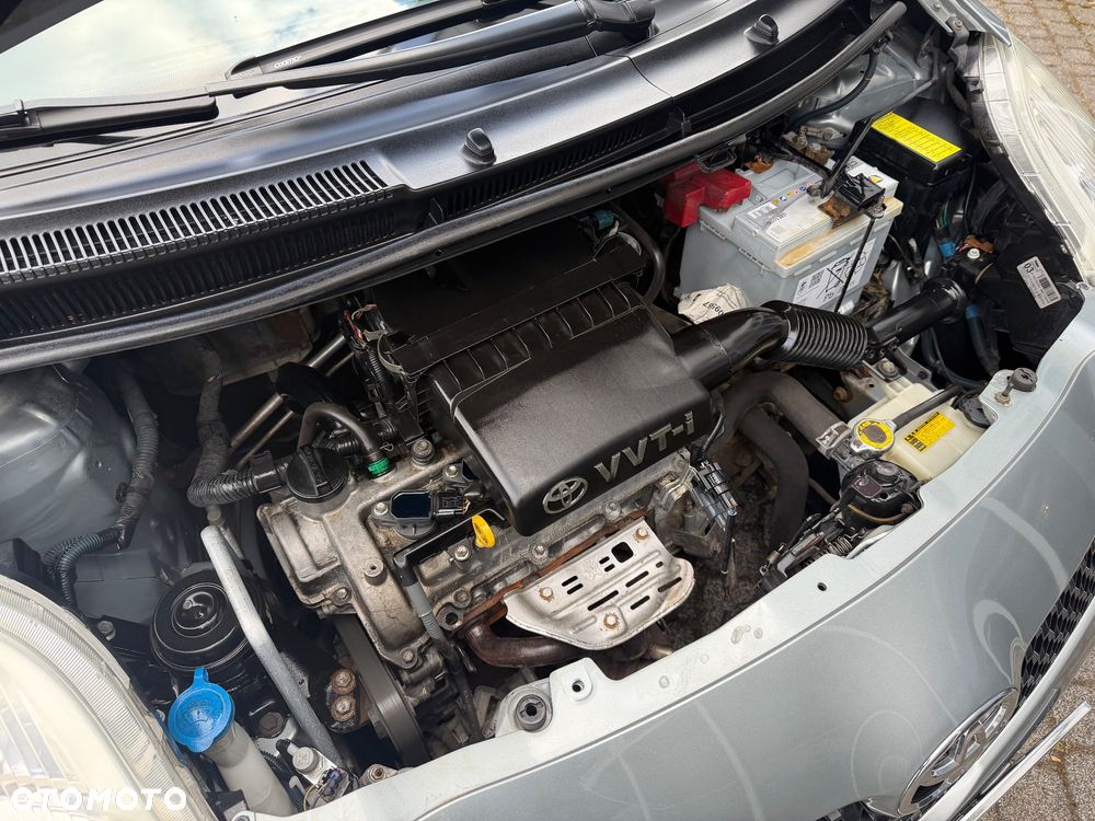 Toyota Yaris 1.3 Luna A/C - 24