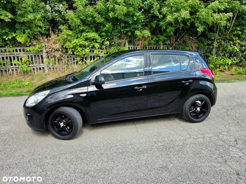 Hyundai i20 1.2 FIFA WM Edition - 2