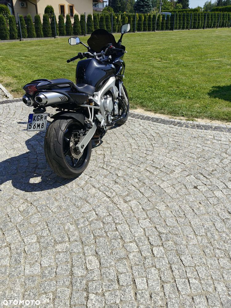 Yamaha FZ6 - 3