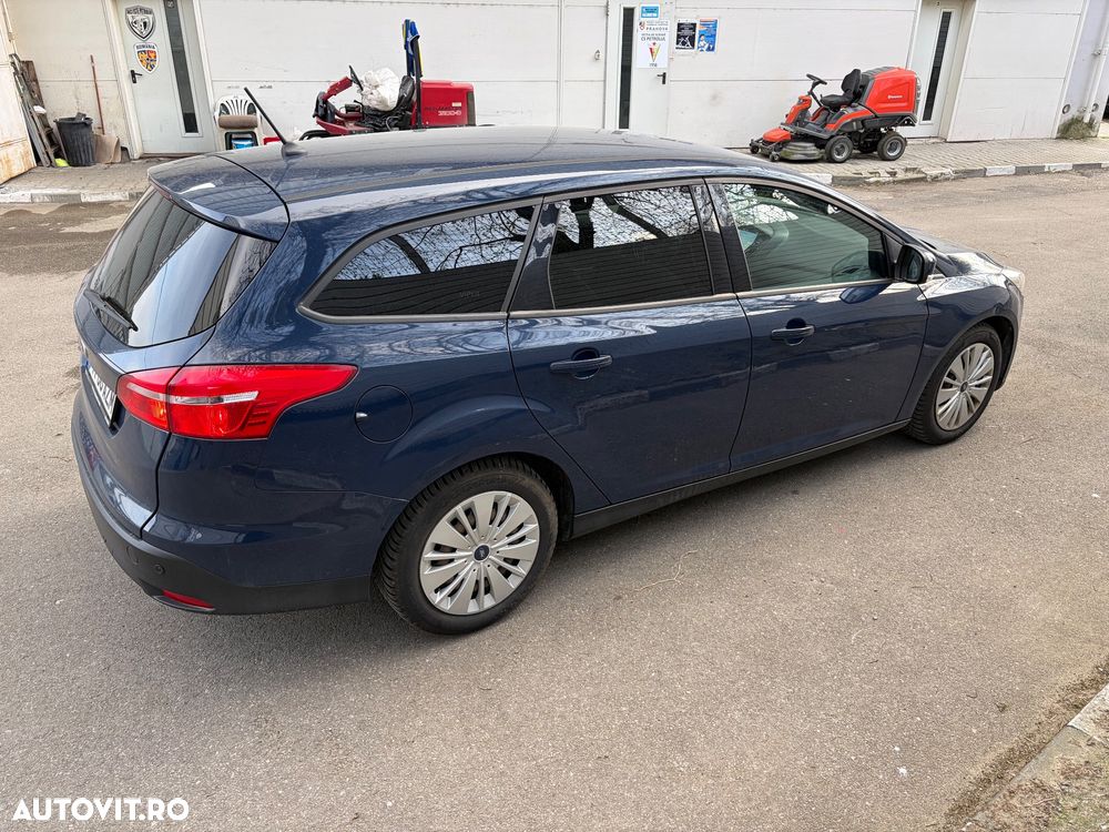 Ford Focus - 5