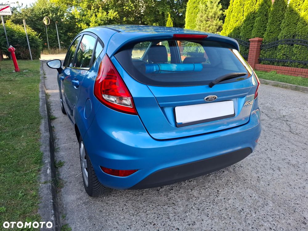 Ford Fiesta 1.25 Silver X - 33