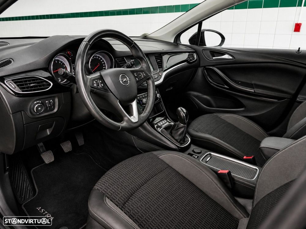 Opel Astra Sports Tourer 1.5 D Design & Tech S/S - 9