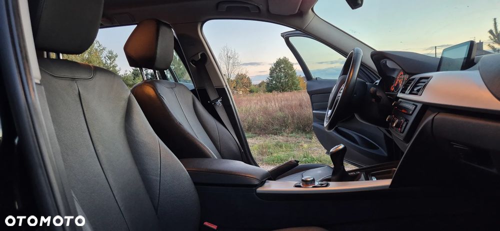 BMW Seria 3 - 17