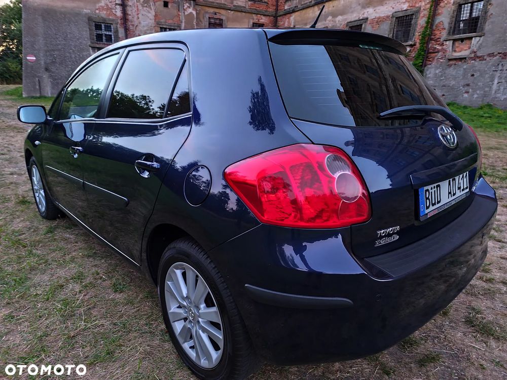 Toyota Auris 1.6 VVT-i Prestige MM - 4