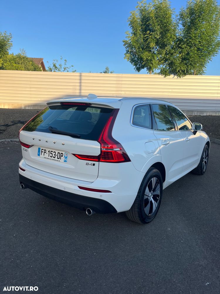 Volvo XC 60 B4 D AWD Geartronic Momentum Pro - 5