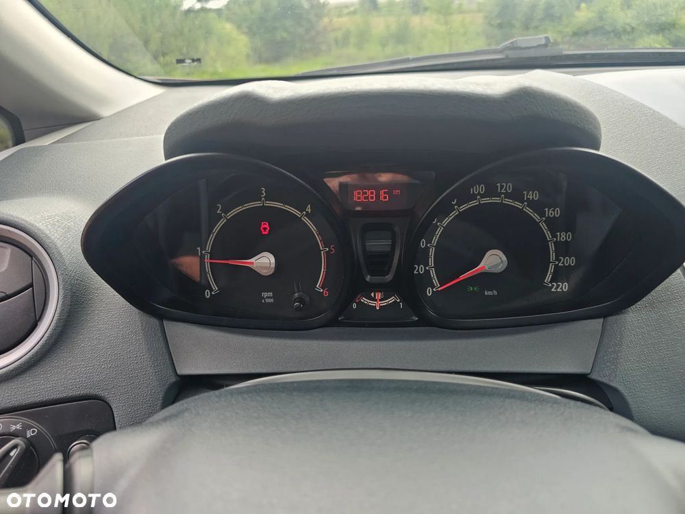 Ford Fiesta 1.4 TDCi Trend - 17