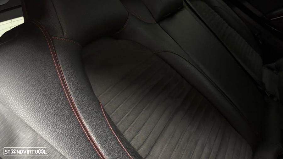 Mercedes-Benz CLA 200 d Shooting Brake AMG Line - 27