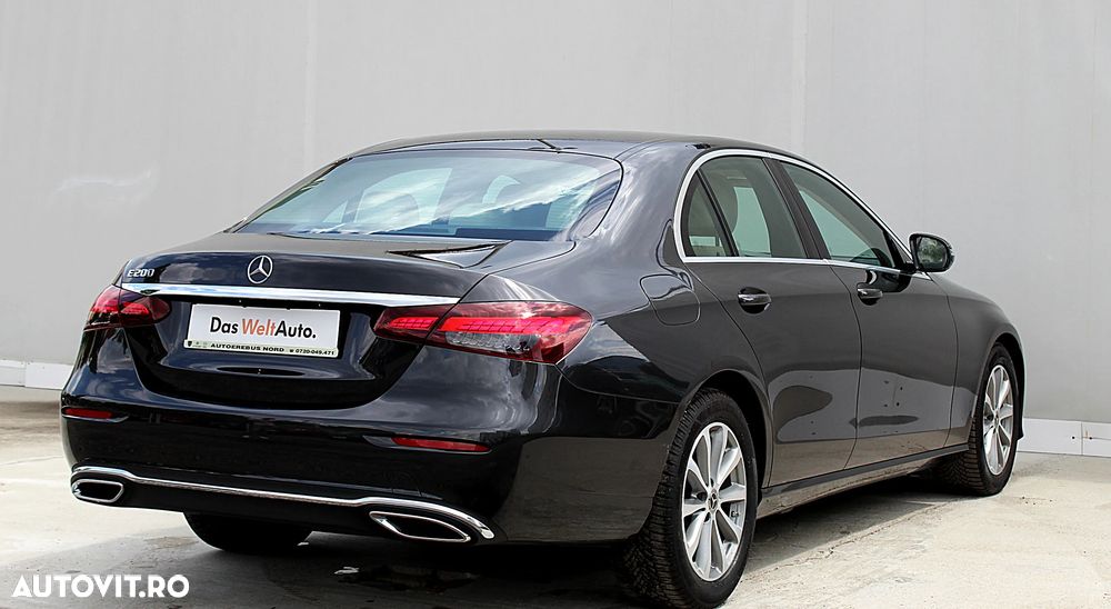 Mercedes-Benz E 200 9G-TRONIC Avantgarde - 2