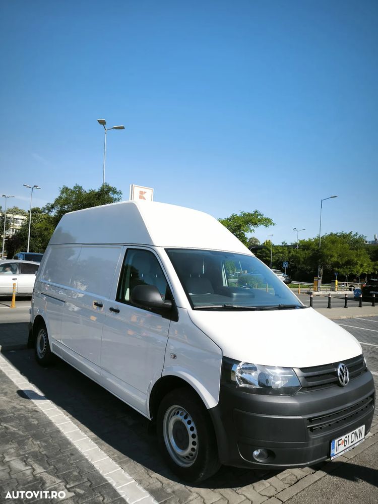 Volkswagen Transporter - 2