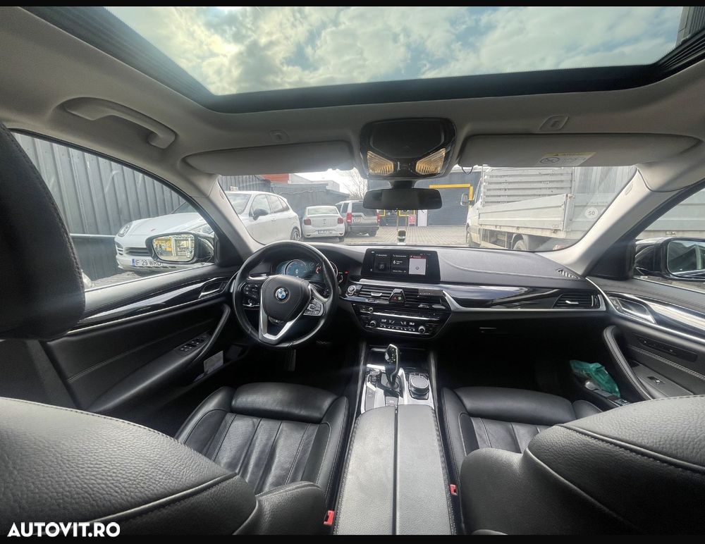BMW Seria 5 520d xDrive AT - 10