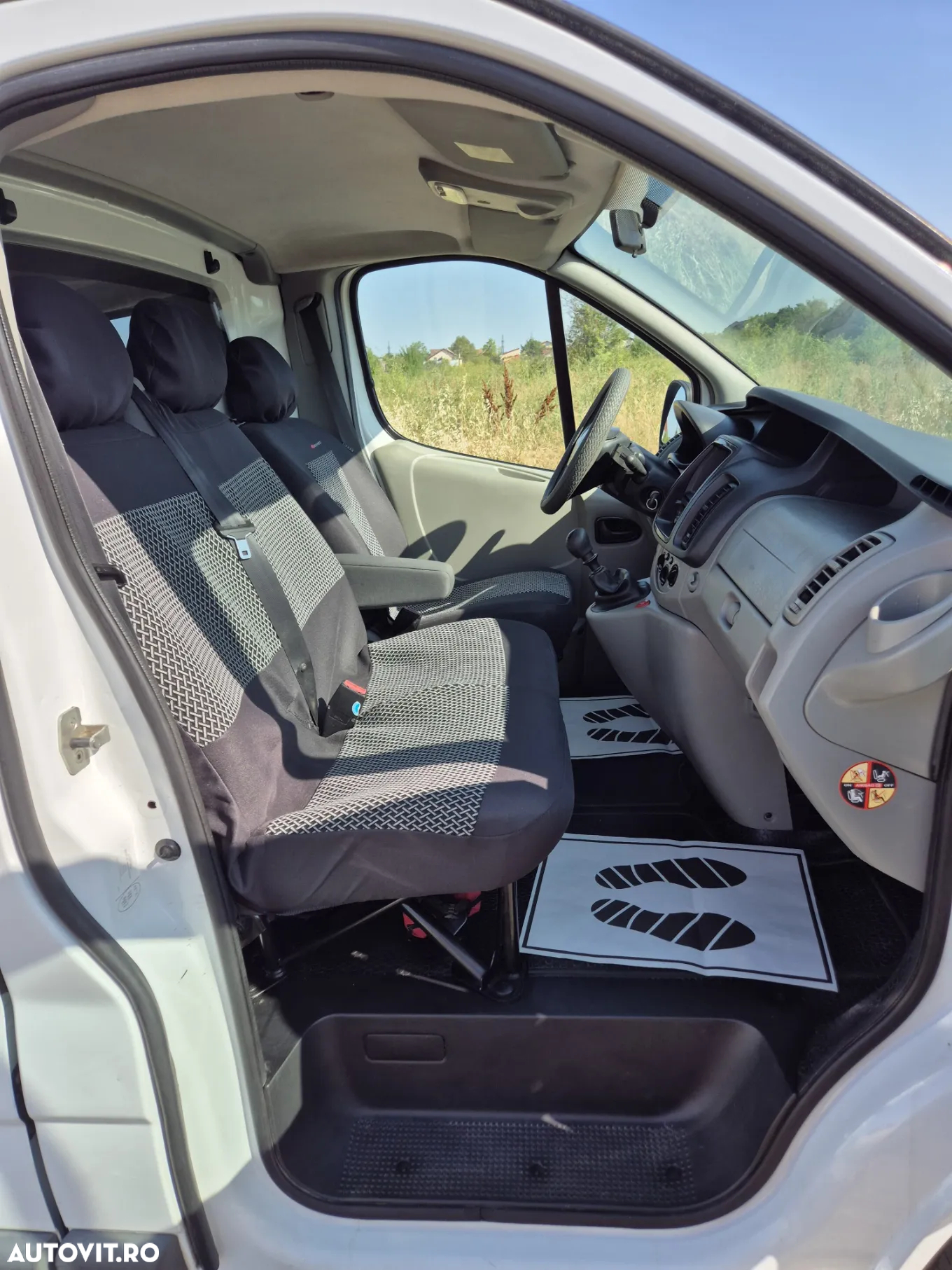 Renault Trafic 2.0 dCi 115 L2H1 - 7