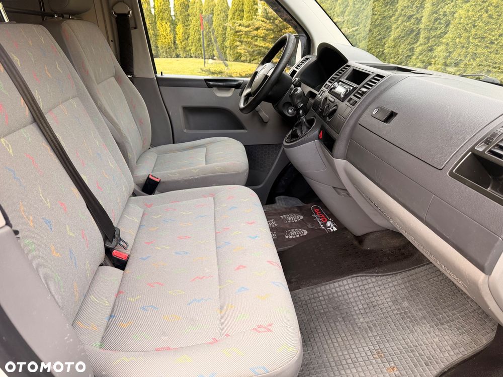 Volkswagen Transporter - 18