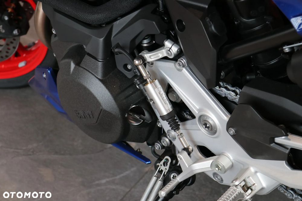 BMW R - 7