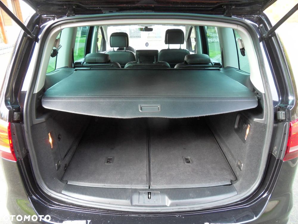 Volkswagen Sharan 2.0 TDI DSG Comfortline United - 12