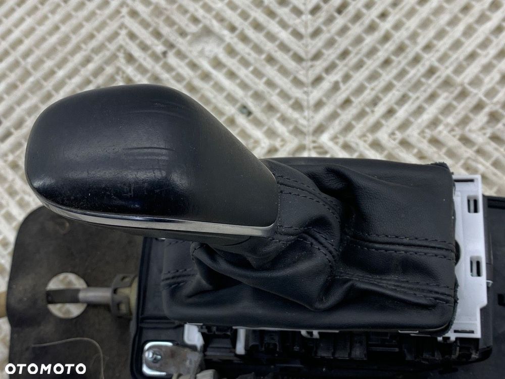 DŹWIGNIA ZMIANY BIEGÓW  AUDI A6 C7 Avant (4G5, 4GD) 2011 - 2018 3.0 TDI quattro 200 kW [272 KM] - 3