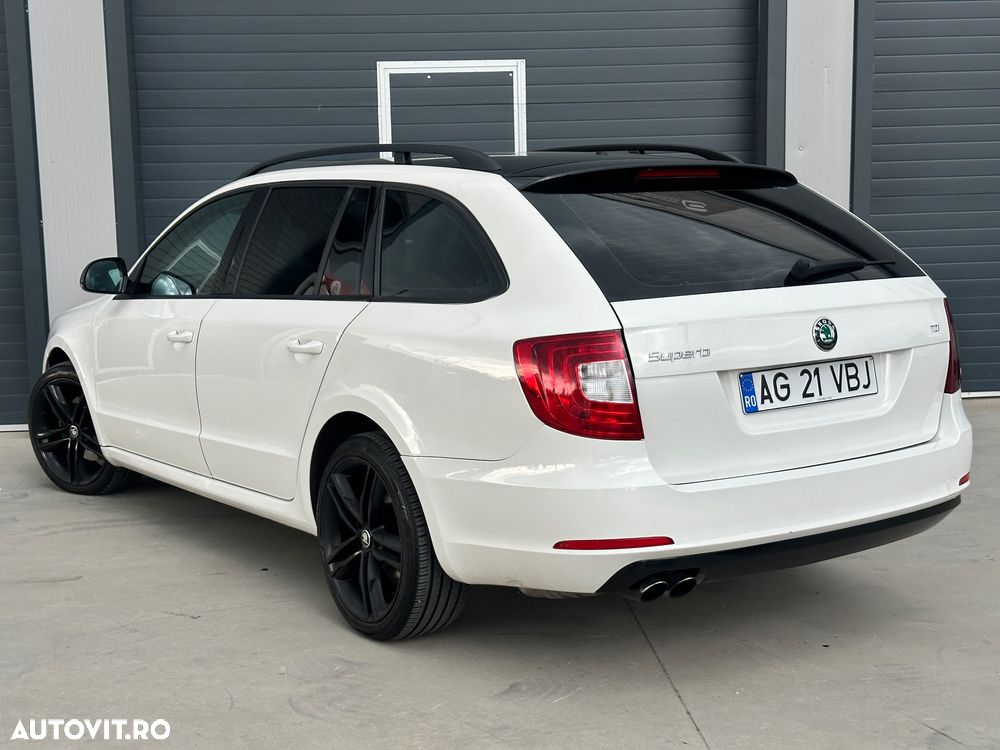 Skoda Superb 2.0 TDI Elegance DSG - 3