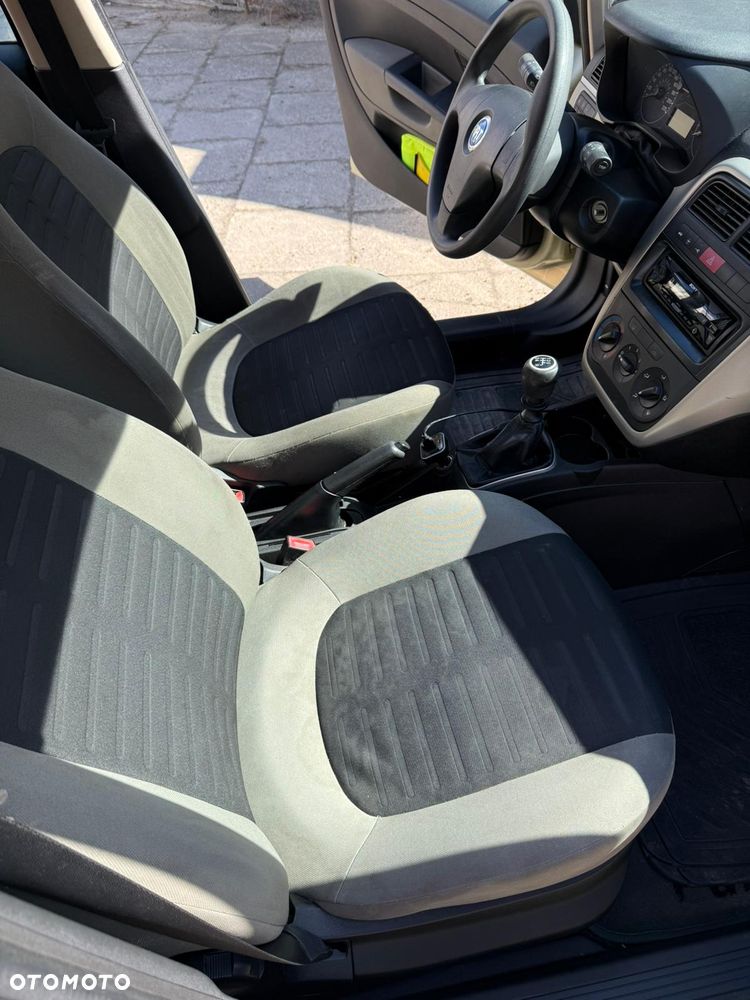 Fiat Punto - 11
