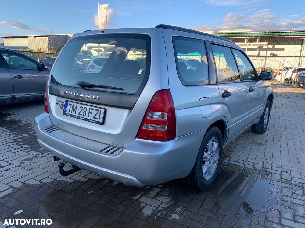 Subaru Forester 2.0 Base Aut - 10