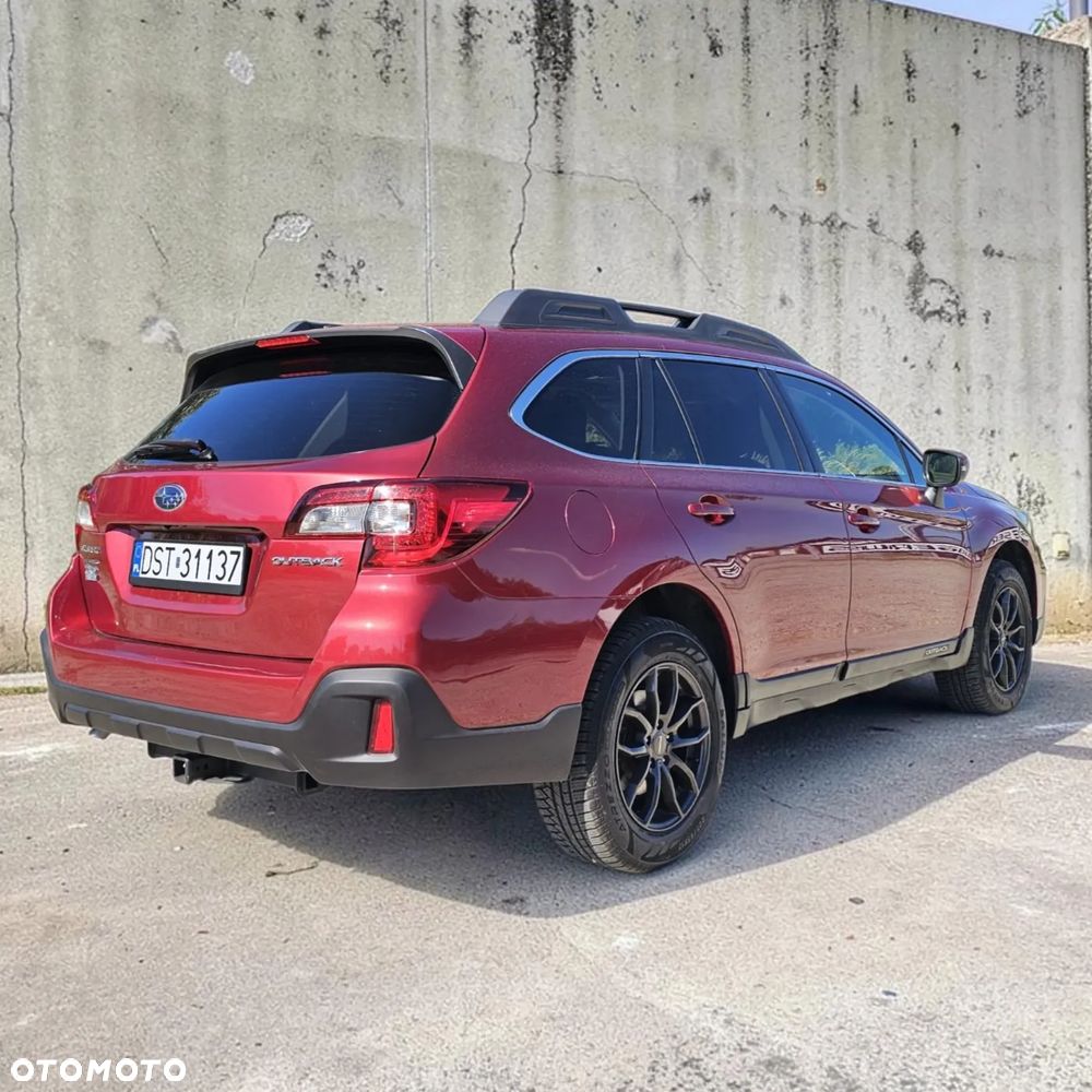 Subaru Outback 2.5i Exclusive - 3