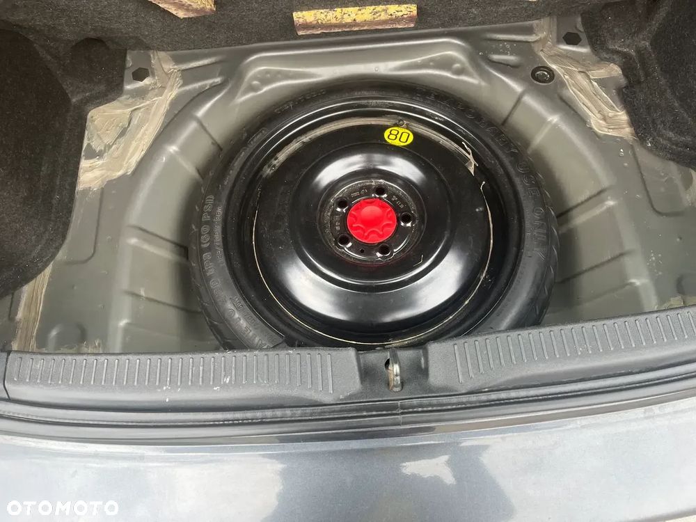 Toyota Auris 1.4 VVT-i Terra - 18