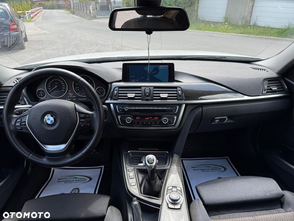 BMW Seria 3 320d Blue Performance Luxury Line - 12