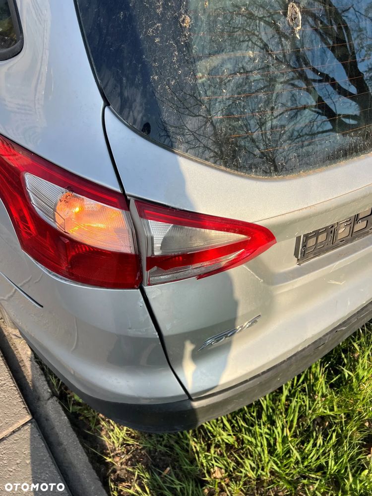 Ford Focus 1.6 TDCi Ambiente - 3