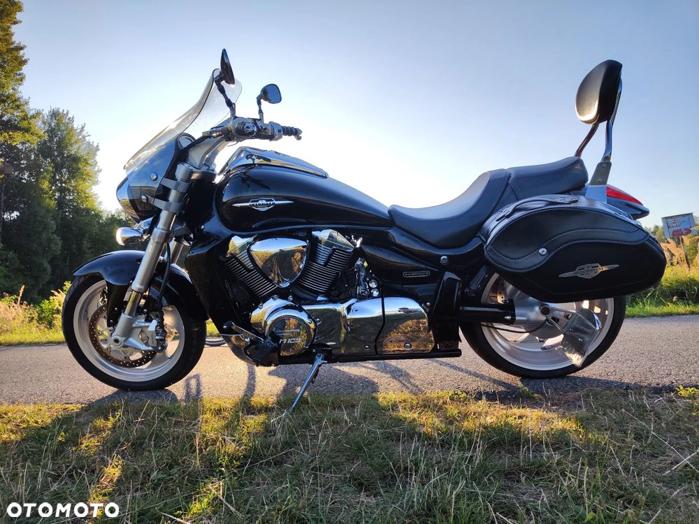 Suzuki Intruder - 5