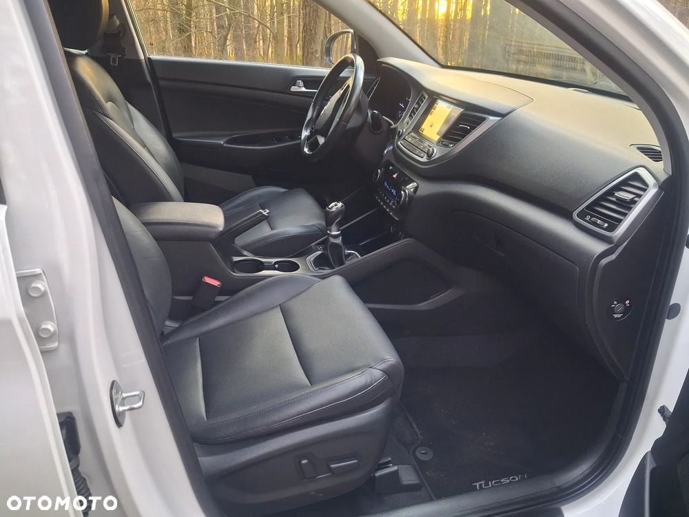 Hyundai Tucson blue 1.7 CRDi 2WD Passion - 13