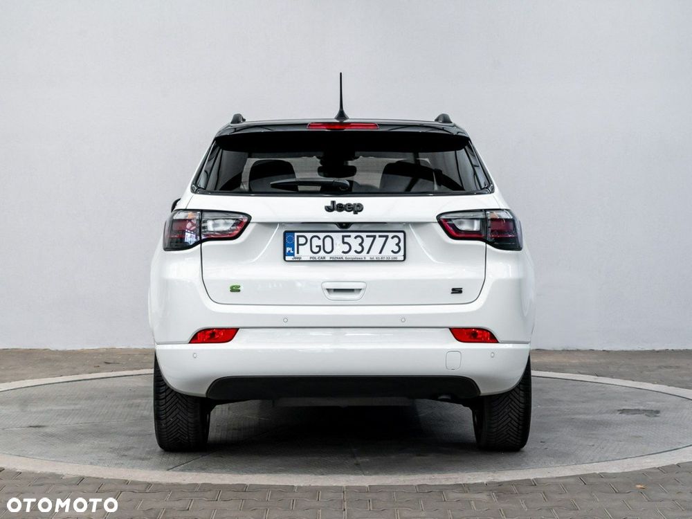 Jeep Compass - 8